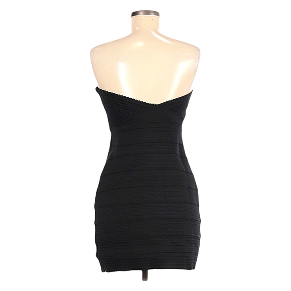 Honey Punch Strapless Black Cocktail Mini Dress Size M Textured Stretch Goth - Picture 2 of 7